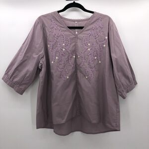 KOMILI Light Purple Floral Embroidered V-Neck Top Size 2XL Casual Blouse NWT